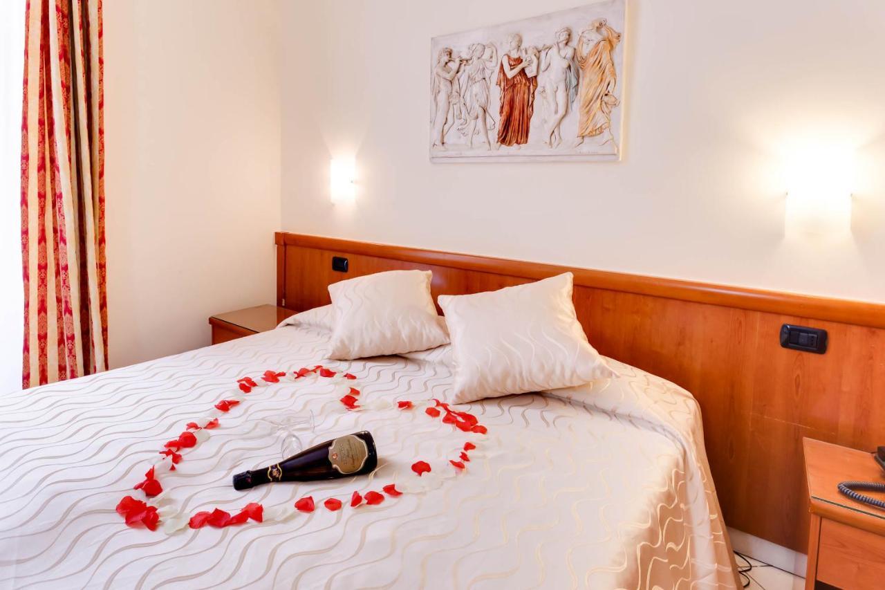 Hotel Suite Caesar Róma Kültér fotó