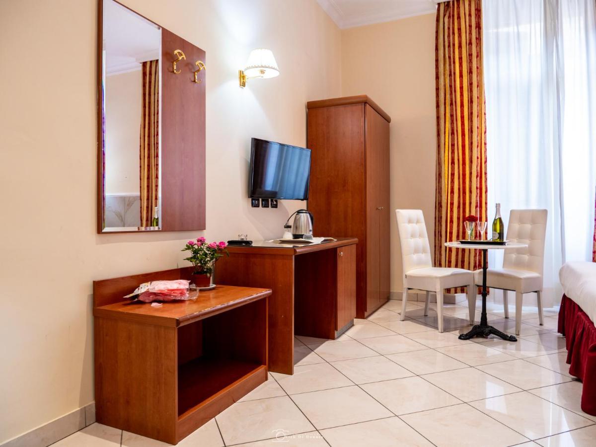 Hotel Suite Caesar Róma Kültér fotó