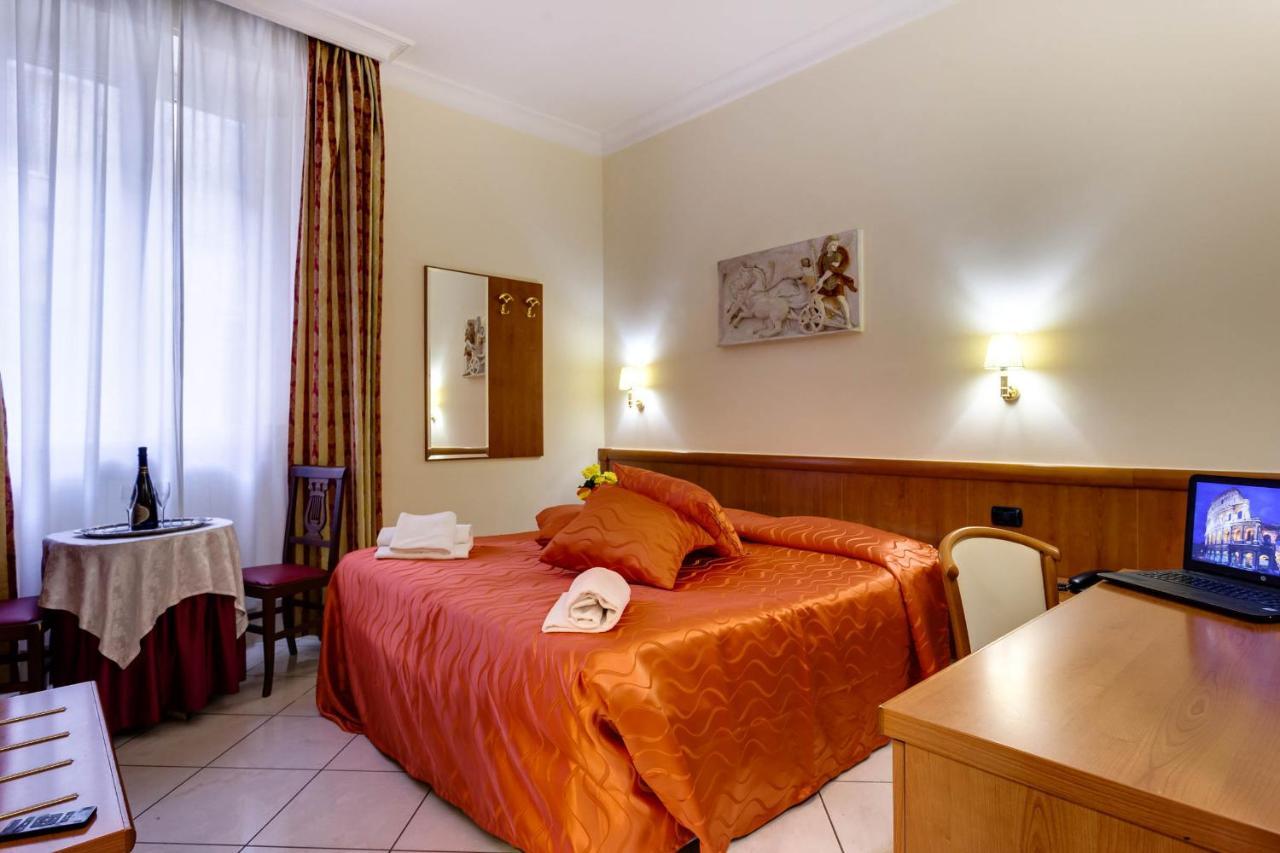 Hotel Suite Caesar Róma Kültér fotó