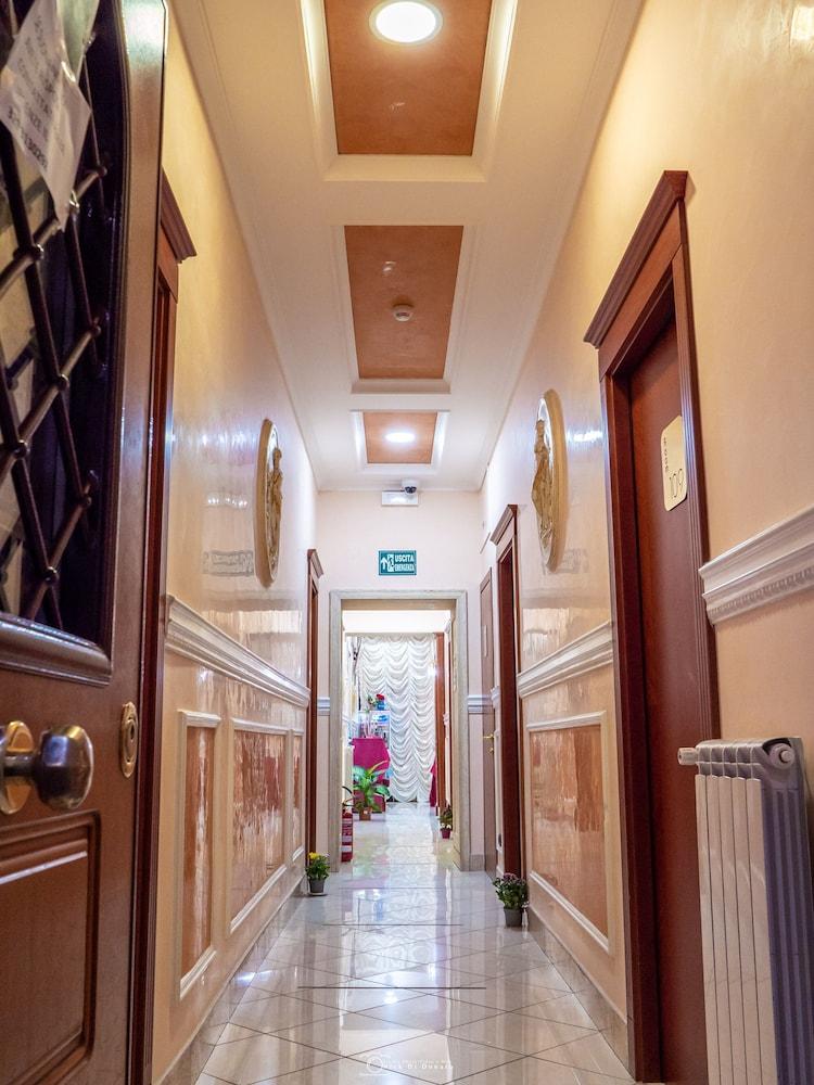 Hotel Suite Caesar Róma Kültér fotó